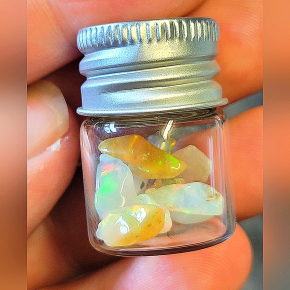 10pcs. OPALS in a Glass Storage Bottle Vial with Screw Cap (22X30mm) Mini Jars - Picture 1 of 6